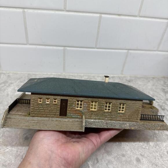 Faller wood house railway station Musberg #104 - Picture 4 of 10